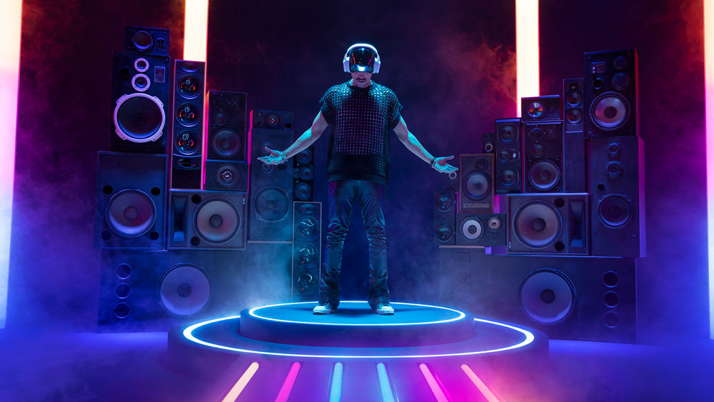 High_Resolution_PNG--A30-Wireless-Headset-Music-God-Off-Throne-Hero-16x9.jpg (105 KB)